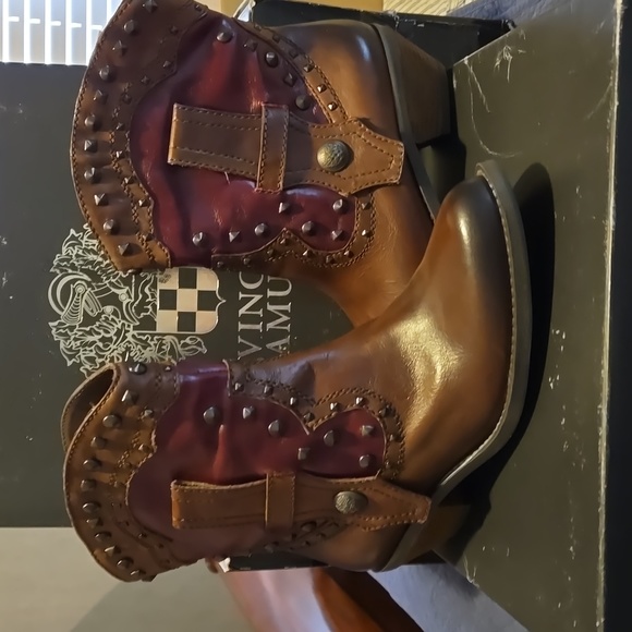 Vince Camuto | Shoes | Vince Camuto Ankle Boots | Poshmark